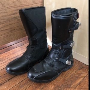 SOLD LOCAL PU Black Cortech Motorcycle Boots - Men's Euro size 42/ U.S. size 8.5